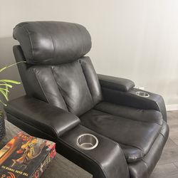 Abbyson Zayne Leather power theater recliner