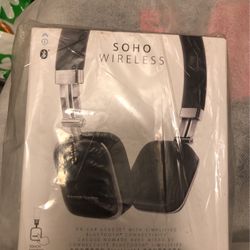 New Harmon/kardon Soho Wireless Headphones 