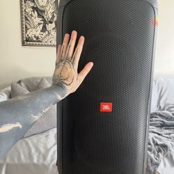 JBL PartyBox 310 Portable Party Speaker 