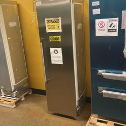 Thermador Refrigerator Column 24 Inch Wide