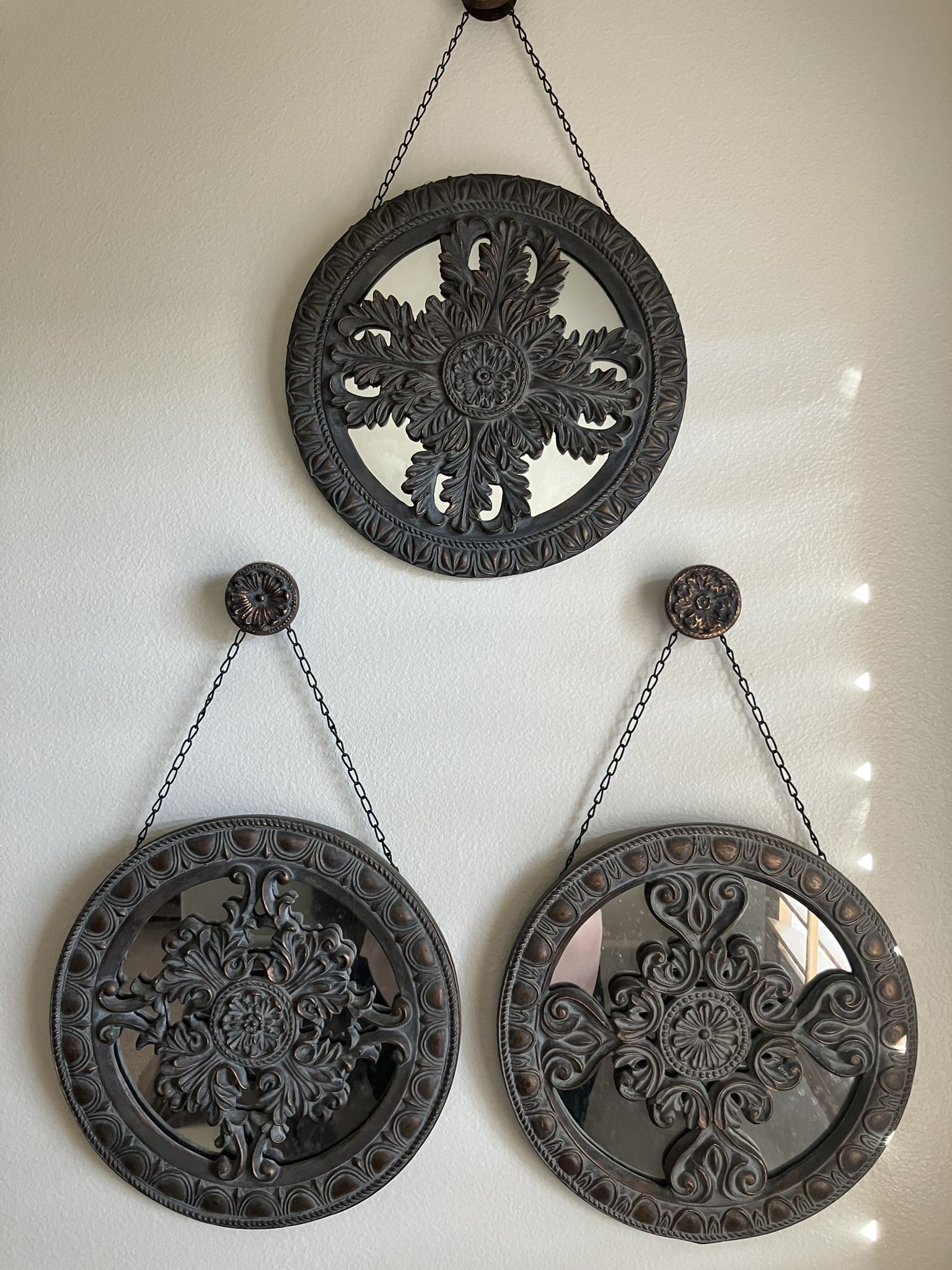 Charming Mirror Trio