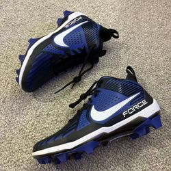 Nike Force Savage Pro 3 football cleats