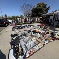 Garage Sale 12142 Fallingleaf 