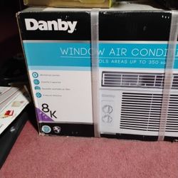 Danby  8k BTU Window Air Conditioner  Cools Up To 350 Square Feet