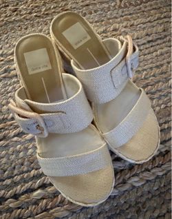 Dolce Vita Women’s wedge sandals 6.5M