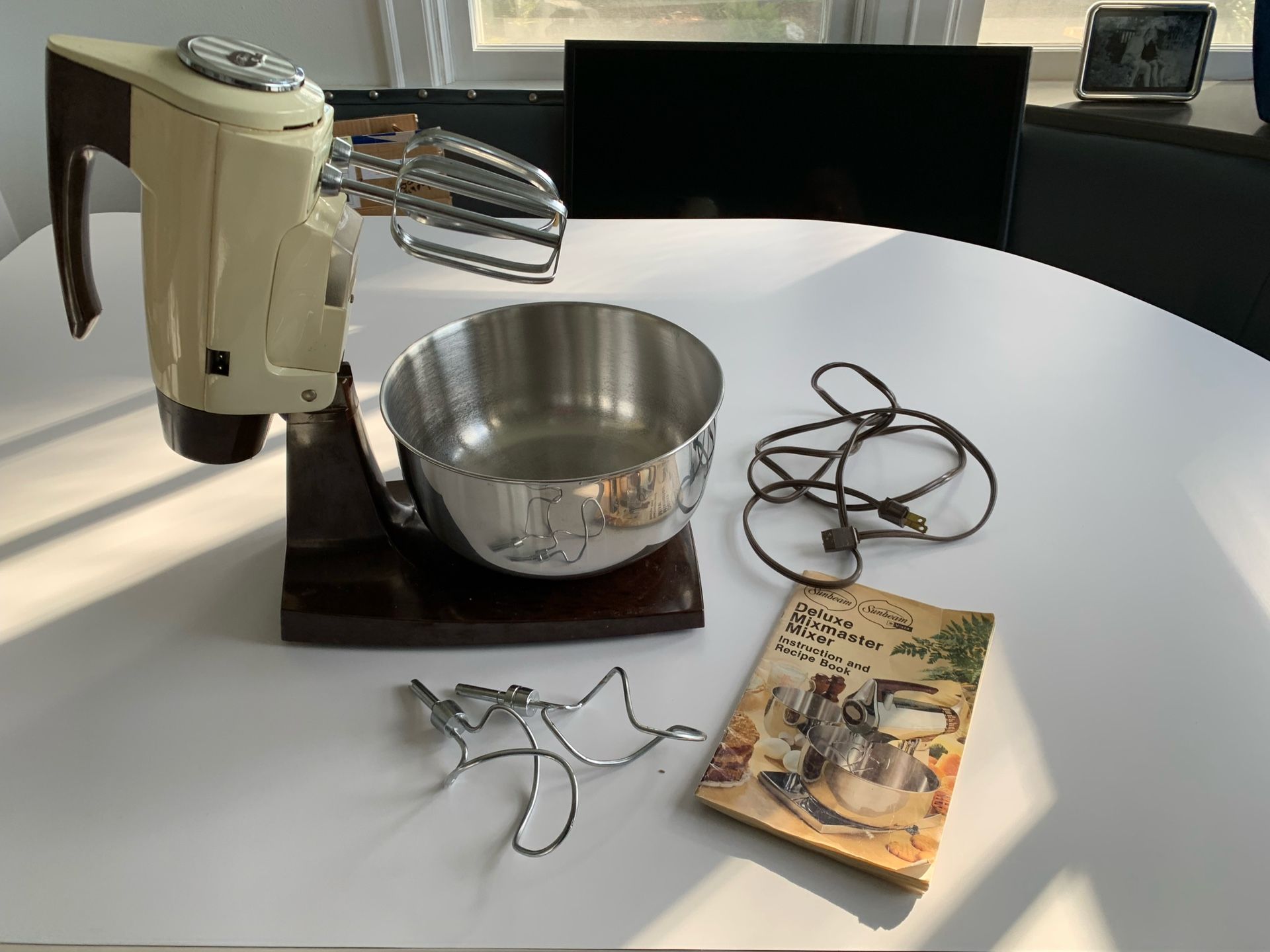 Yellow Sunbeam Deluxe Mixmaster Mixer 12 Speed