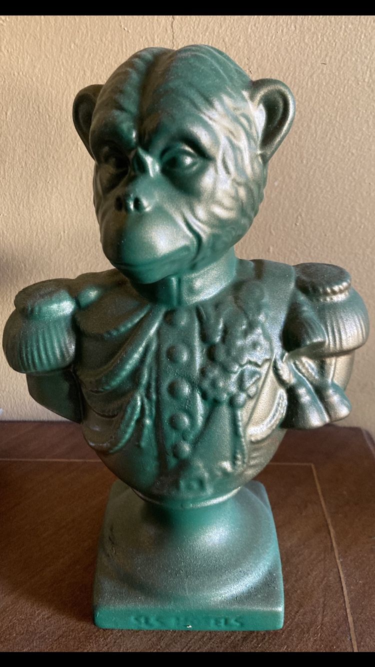 SLS Monkey Bust