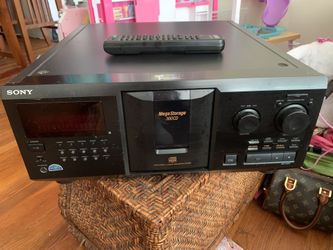 SONY Mega Storage 300 CD Changer Player