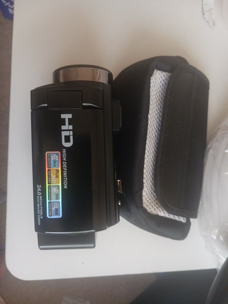 Full HD Camcorder 270° Rotation Screen