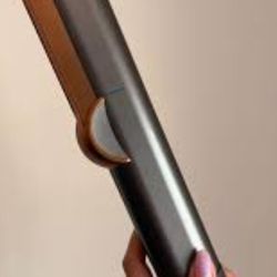 Dyson    Airstraight