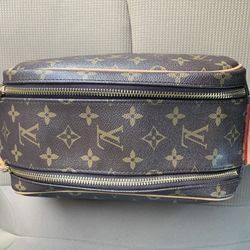 Louis Vuitton unisex bag