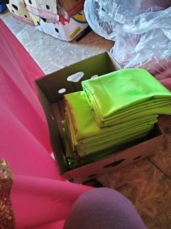 Manteles Rectangulares 6' Cuál Quiere Color $7 Enla Compra De Una Docena O Más Por menos $8