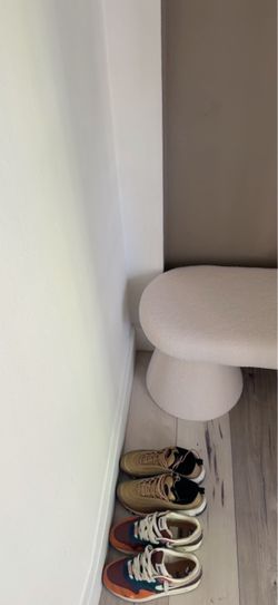 White Boucle bench