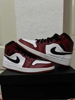Air Jordan 1s Mid Gym Reds