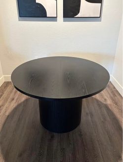 Round Black Wood Pedestal Dining Table