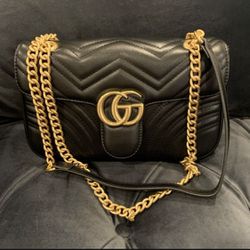 Medium Marmont Gucci Purse GG