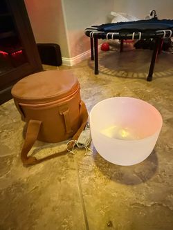 Crystal Singing Bowl 432Hz C Note + Case & Strikers