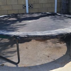 12' Trampoline