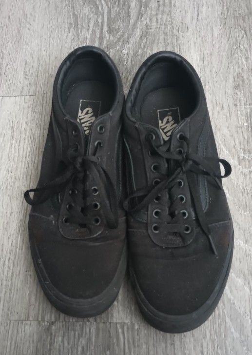 Vans Old Skool – Classic Black & White
