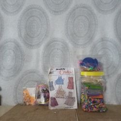 Assorted Mini Decorative Beads Sewing Pattern Barbie Rose Bride butterfly Pins Necklace Made With Decorative Safety Pins 