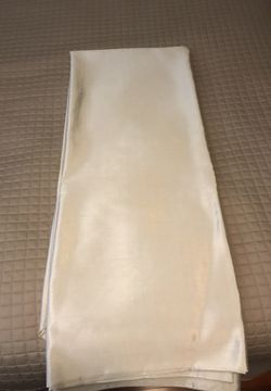 8’ Champagne Tabledrape