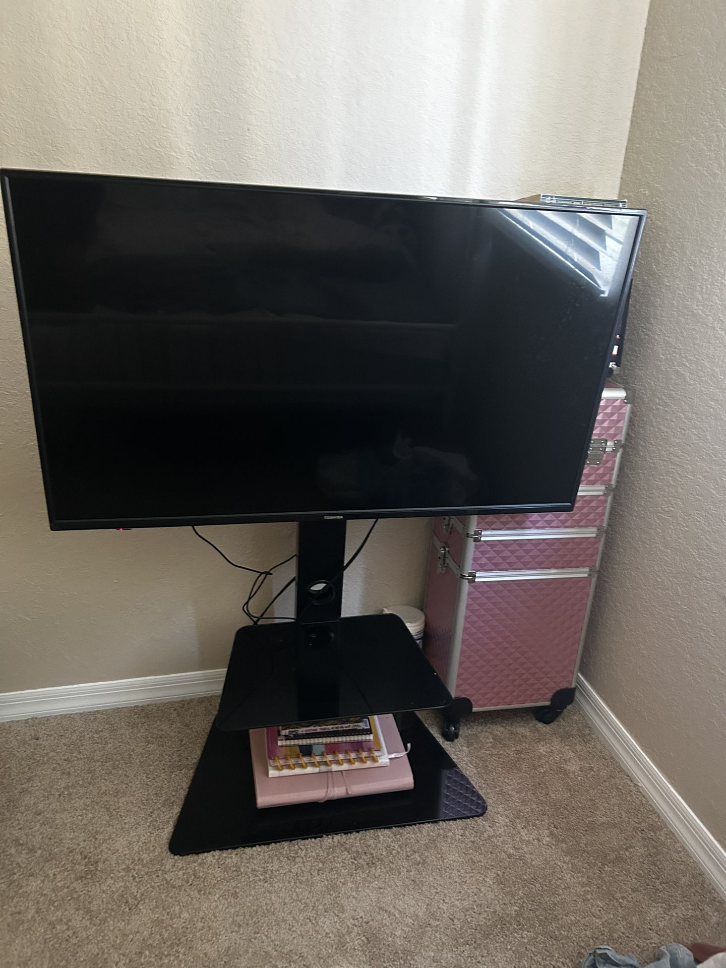 43 Inch Toshiba TV w/ Swivel Stand And Firestick for Sale in Miramar