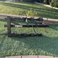 THULE 4 Bike Hitch Mount Rack