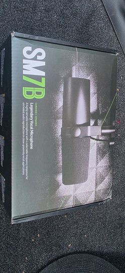 SM7B professional podcast microphone