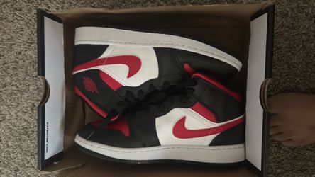Air Jordan 1 Mid Black Red White Sneakers