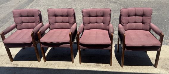 4 Chairs