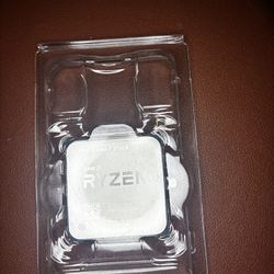 AMD Ryzen 7 3700X 8-Core