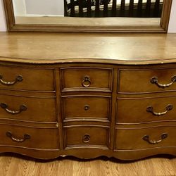 Elegant Brown Dresser With Mirror