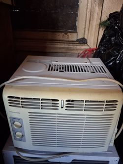 FRIGIDAIRE AIR CONDITIONER