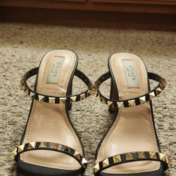 High heels with studs, black high heels with studs, black thick heels