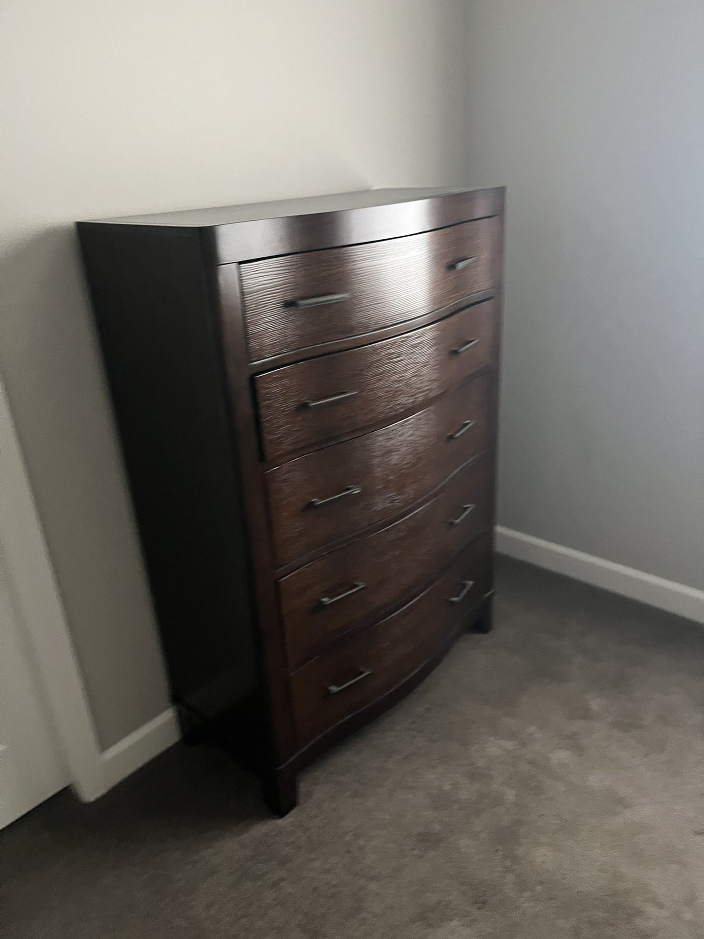 5 Drawer Dresser