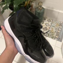 Jordan 11’s Space jams 