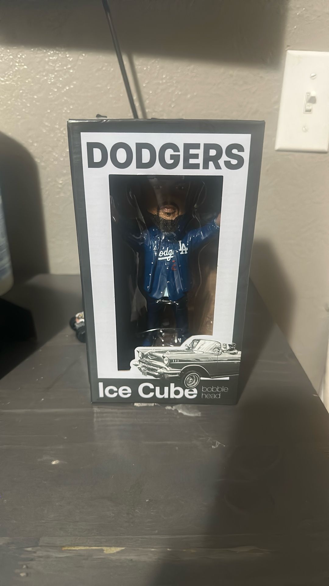 Ice Cube Bobble Head