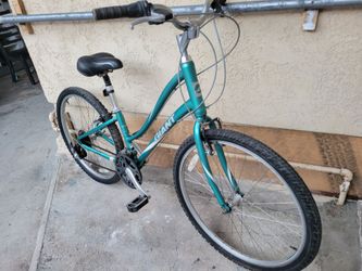 Giant Sedona St hybrid comfort