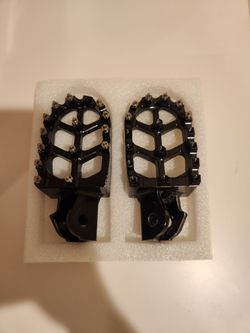 Metal Footpegs for surron/talaria