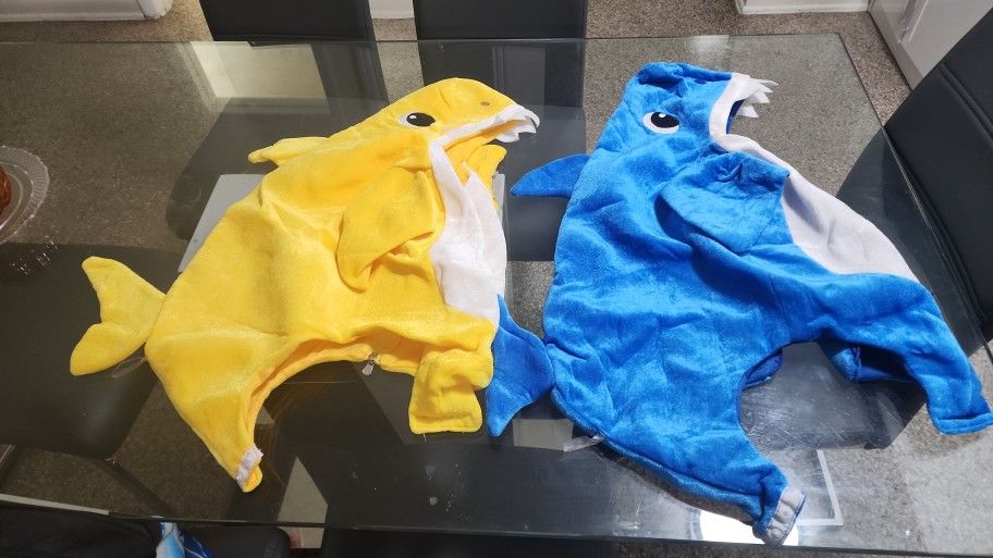 Baby Shark And Brother Shark Costumes For 3 and 4 Year Old $10 Each