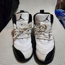 Air Jordan 12 White Black Sneakers