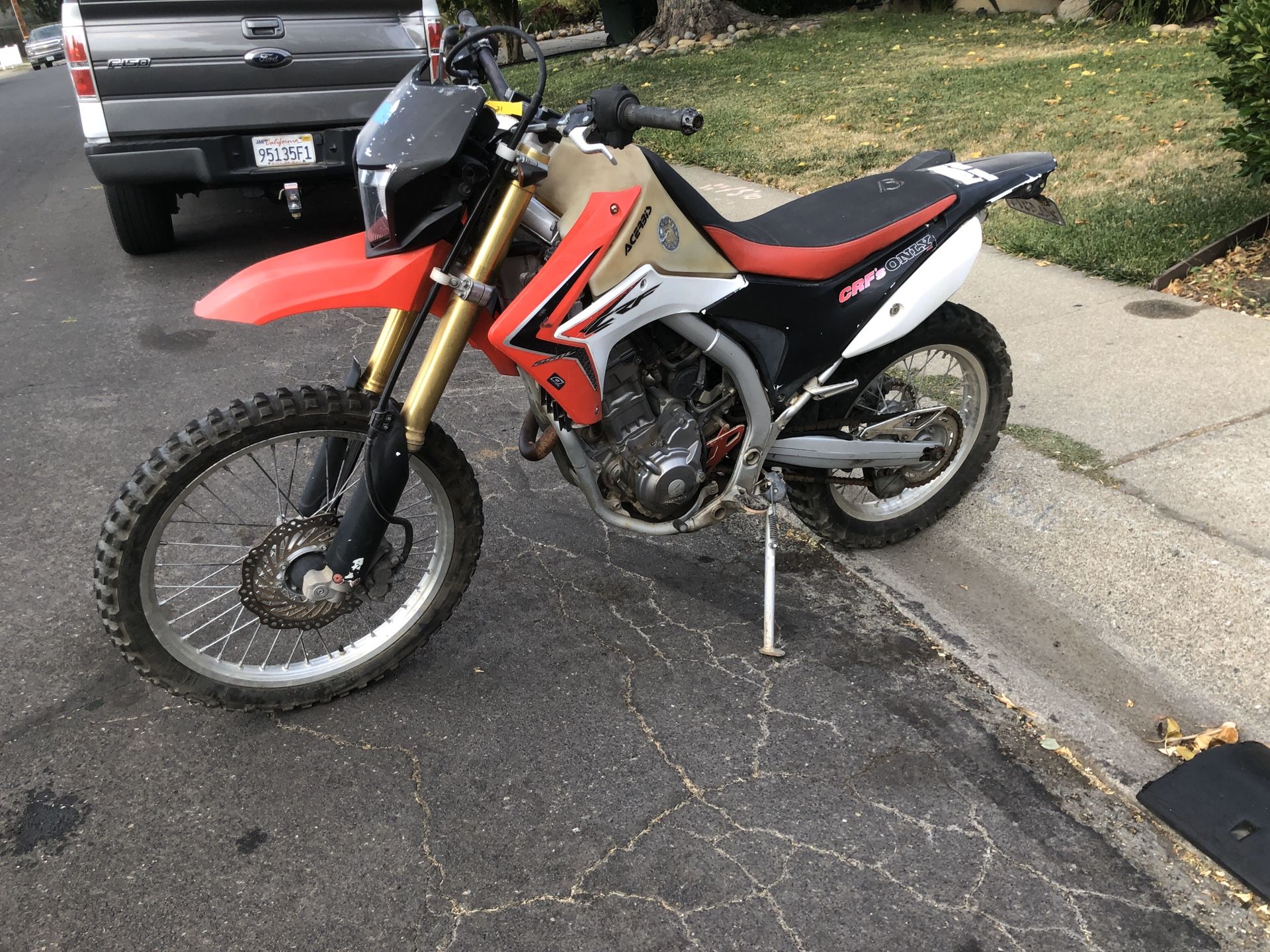 2014 Street legal dirt bike CRF250L