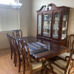 Dining Table Set