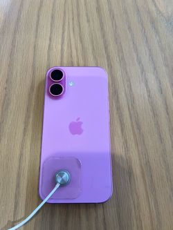iPhone 16