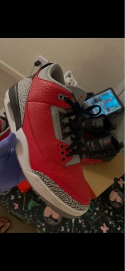 Jordan 3 fire red Cement size 12 men’s