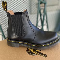 Doc Martens Chelsea Boots-Unisex