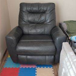 Recliner