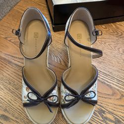 sandal size 7 （brand new）