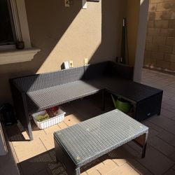 Outdoor furniture set