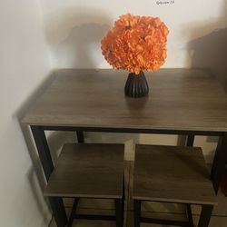 Small Dining Table 